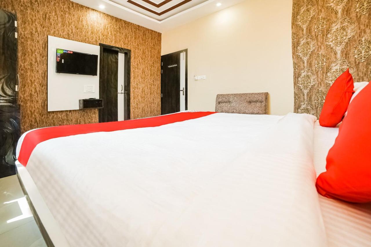 Oyo 41923 Prema Kunj Resort Jhānsi Exteriér fotografie