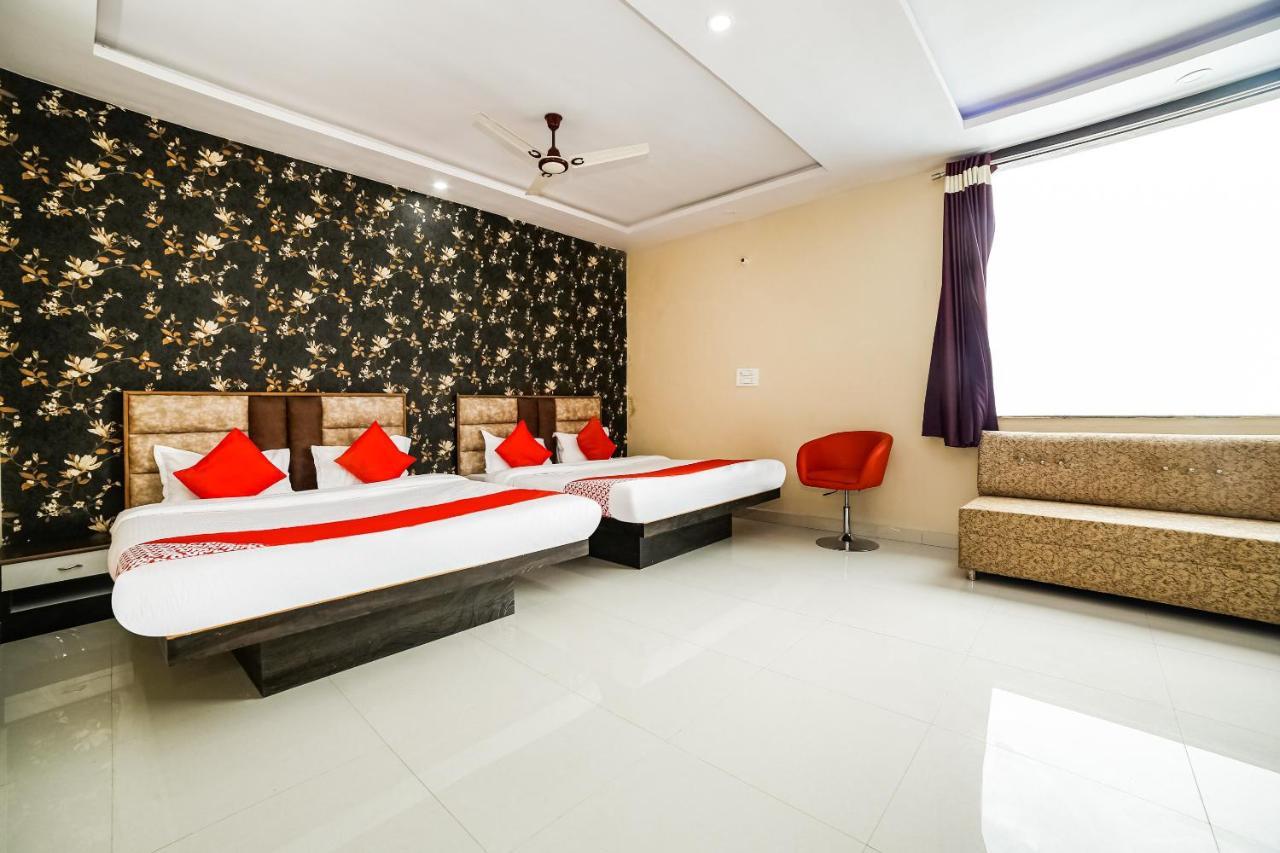 Oyo 41923 Prema Kunj Resort Jhānsi Exteriér fotografie