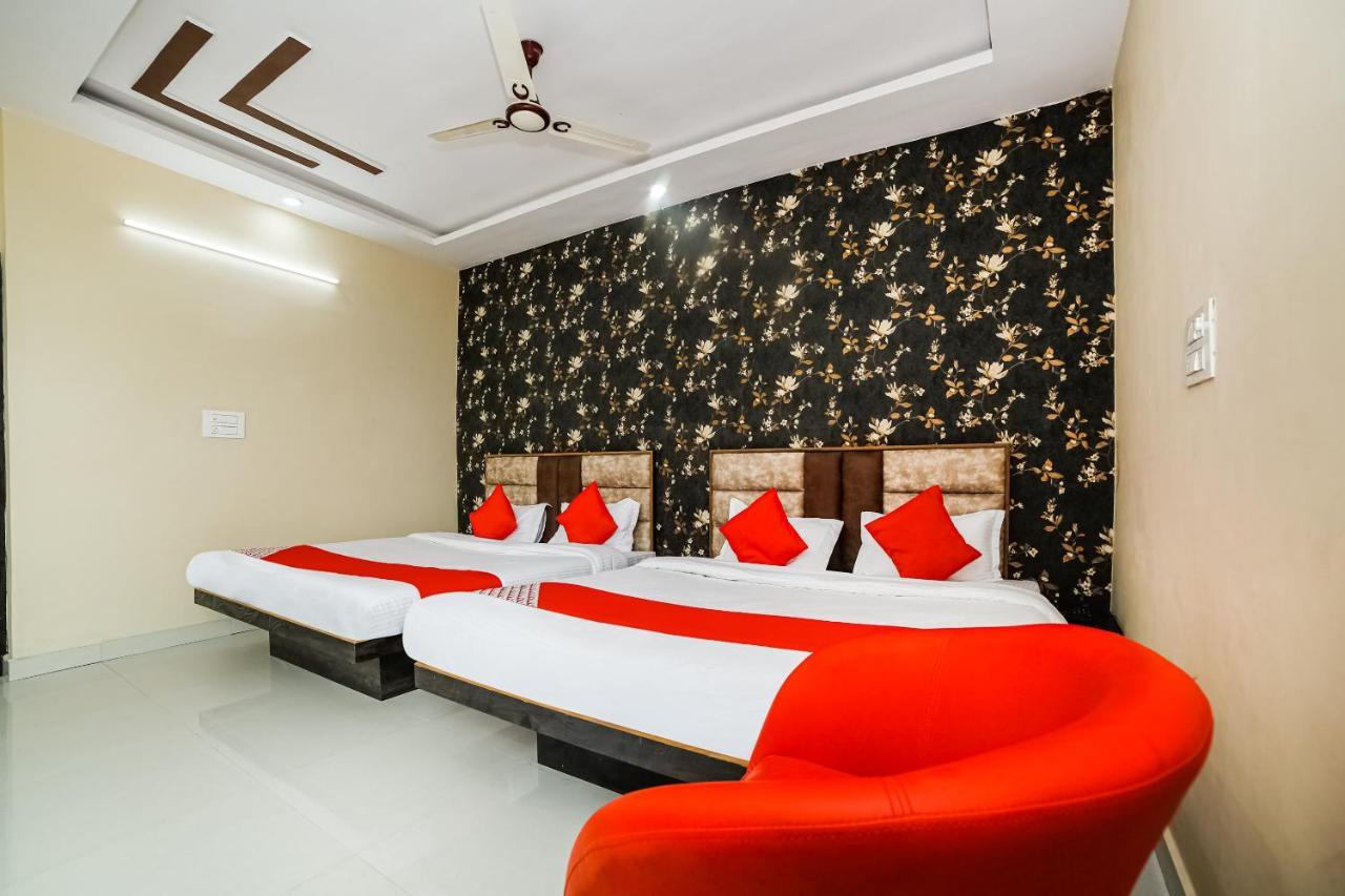 Oyo 41923 Prema Kunj Resort Jhānsi Exteriér fotografie